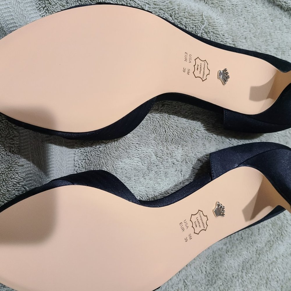 Nina Contesa  black peep toe heels size 9